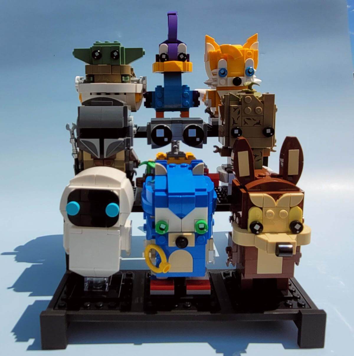 Brickheadz Display Stand